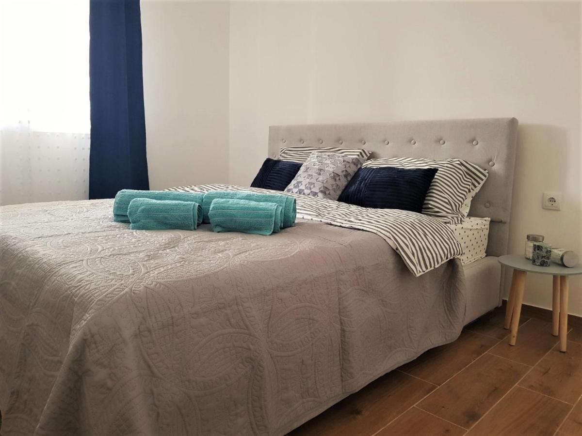 Apartman Astra Sremska Mitrovica Exteriér fotografie