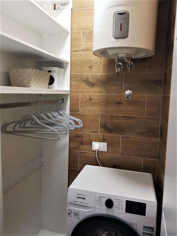 Apartman Astra Sremska Mitrovica Exteriér fotografie