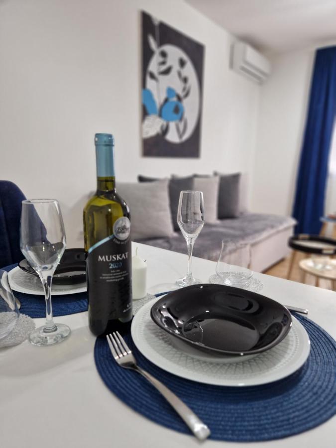 Apartman Astra Sremska Mitrovica Exteriér fotografie